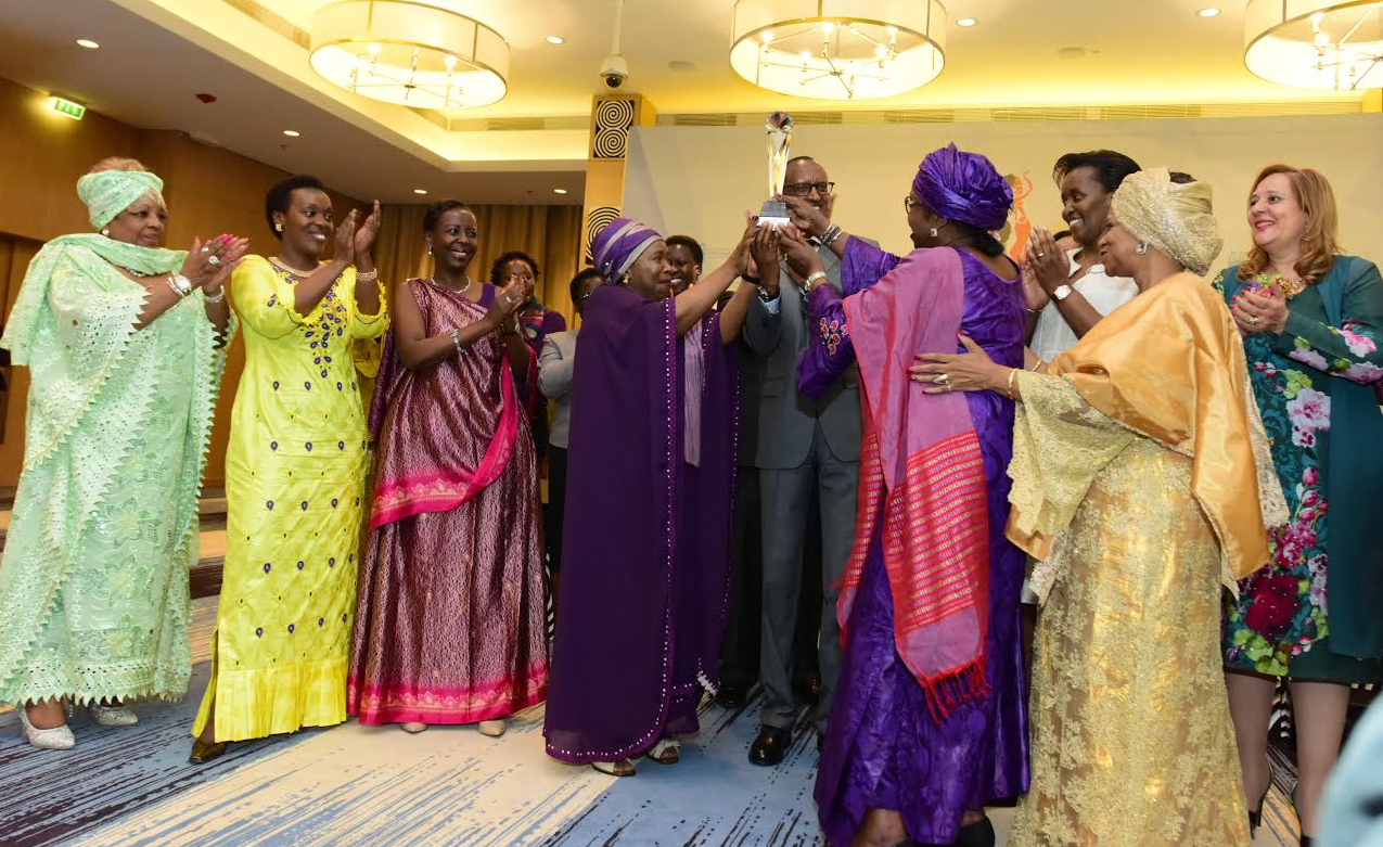 President Paul Kagame receives the Gender Champion Award