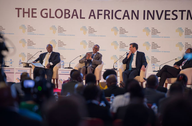 President Paul Kagame(middle) and Yoweri Museveni(l) during the GAIS in Kigali