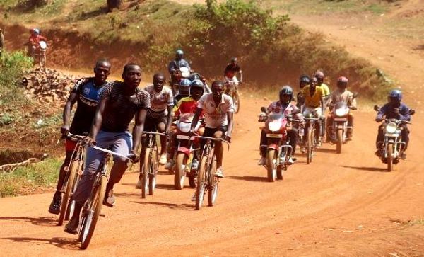 Pioneers of Rwanda cycling competed on a dusty circuit like this 