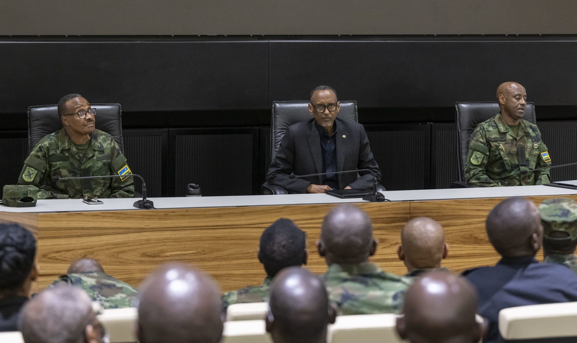 PHOTOS: President Kagame Meets Military And Security Top Brass To ...