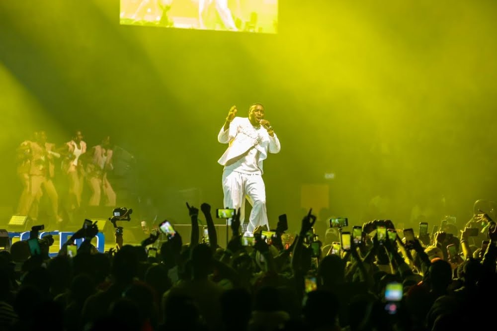 The Ben on stage at his "New Year Groove" album launch in Kigali